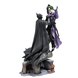 Batman VS Joker Statue Action Figure  