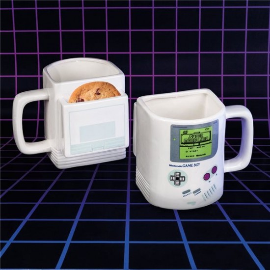 قیمت Pocket-lint Nintendo Game Boy Heat Change Mug brings back gaming memories